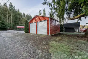 Detached Garage