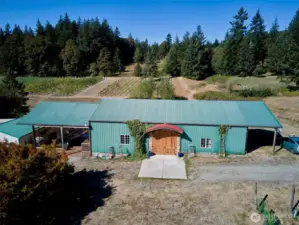 Shop/Winery Tasting Room