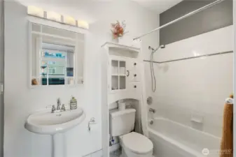 Ensuite bathroom