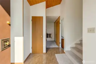 Spacious entryway