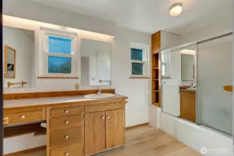 3rd floor bathroom