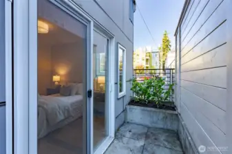 1st floor patio