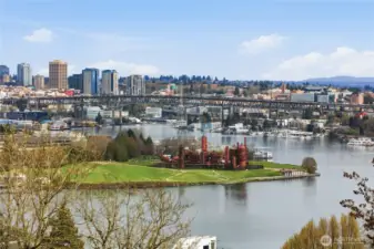 Close up view of Lake Union and Gas Works Park.