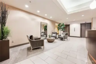 Beautiful main lobby of Bay Vista with the 24 hour concierge desk at your service!