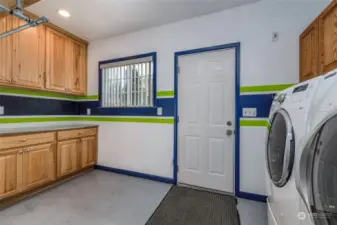 Spacious laundry room