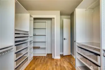 2nd bedroom with built in organizers.