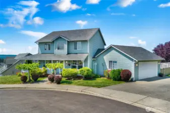 Welcom to 8330 77th Ave NE!