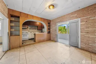 Dining/Kitchen