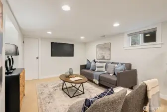 Lower level bonus room