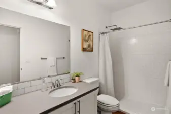 3/4 Bathroom