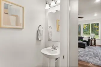 1/2 Bathroom