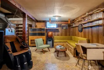 The basement has a finished area that can be used as a bonus rom to play and entertain.