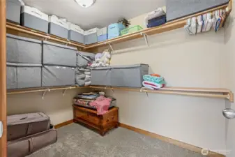2nd walk in closet for primary bedroom