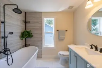 Fully Updated Bathroom