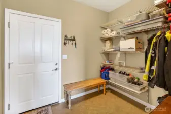 main floor mudroom with laundry hookup