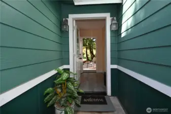 Welcome ~ let's tour the inside...