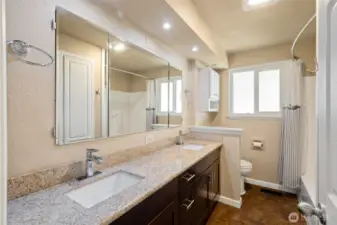Primary bath
