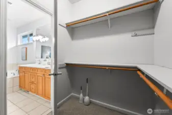 walk in closet
