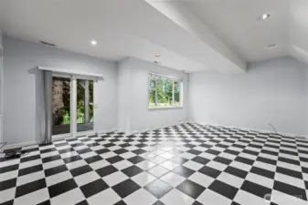 Giant basement. Home Gym/2nd living area/rec room