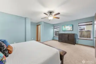 Plenty of natural light!