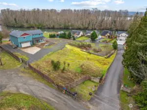 Gated community along Elochoman Slough with quick marina & Columbia River access