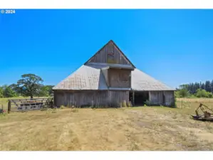 Barn