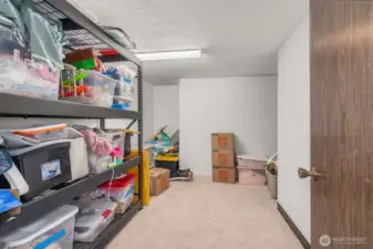 Extra Storage!!