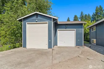 Large shop/ RV Parking.