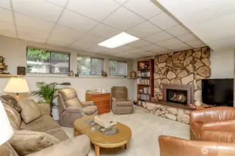 Warm & Welcoming Family Room—second living area with cozy gas fireplace.