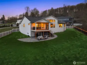 Lots of places for outdoor entertainment