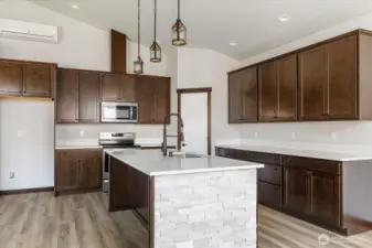 Photos of a similar house in the neighborhood