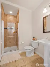 Main level bathroom. Virtually staged.