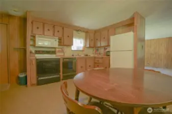 Kitchen and dining area.