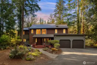 Make a dream come true!  Riverfront living on the Mighty Snoqualmie River in North Bend!