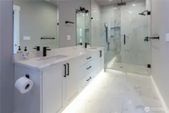 Primary bath