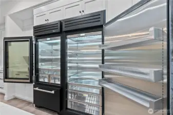 True Caliber 36" dual compressor fridge/freezer w/ LED