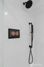 Touch screen controlling panel