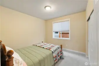 2nd bedroom