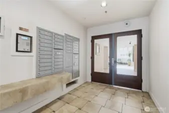 Secure Mailbox for Safe & Convenient Delivery