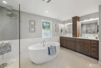 . . . and freestanding luxe tub!