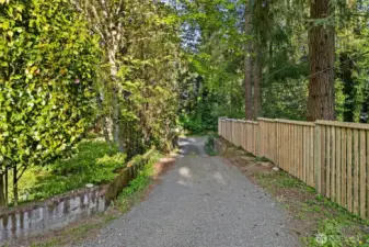 Circular driveway