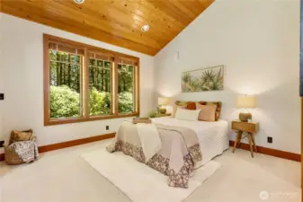 Secondary bedroom