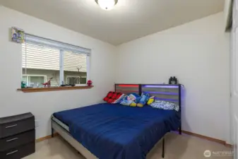 entry Level bedroom