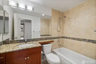 Spacious 2nd Bathroom