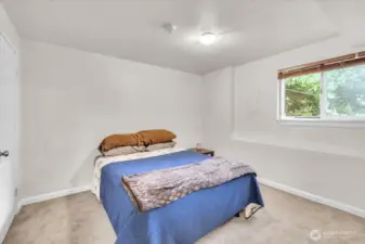 3rd Bedroom downstairs
