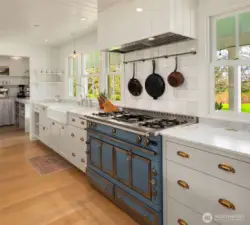 La Cornue “Le Chateau 120” gas range