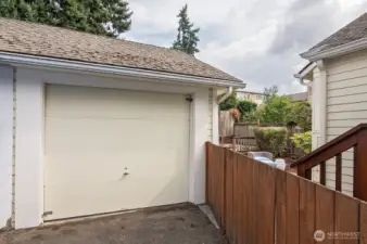 1 car garage