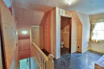 Upper Landing East