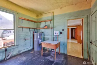 Laundry Off Kitchen West