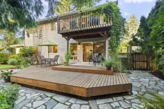 Covered deck & flagstone path